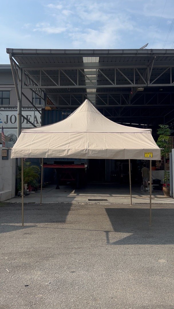 Kanopi lipat beige Joo East dengan Awning Kanopi, pandangan depan
