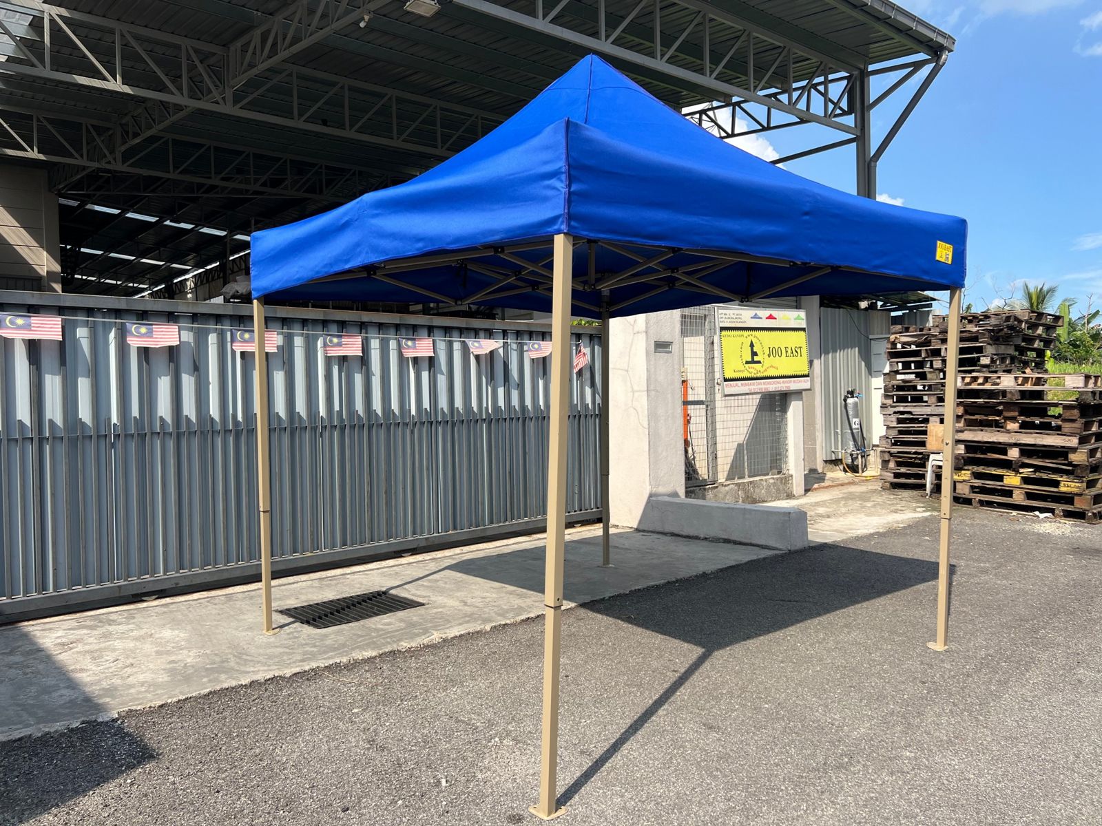 Blue Joo East 3m x 3m folding canopy